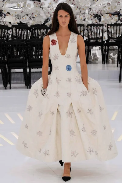 Look 6